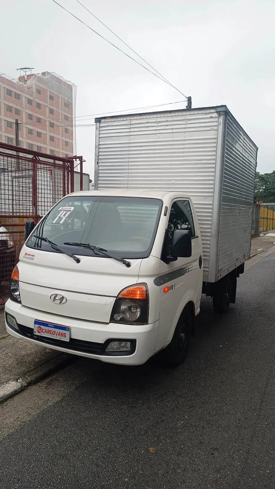 Hyundai HR 2.5 BAU 3,00 X 2,20 X 1,80 2.5 Diesel Manual