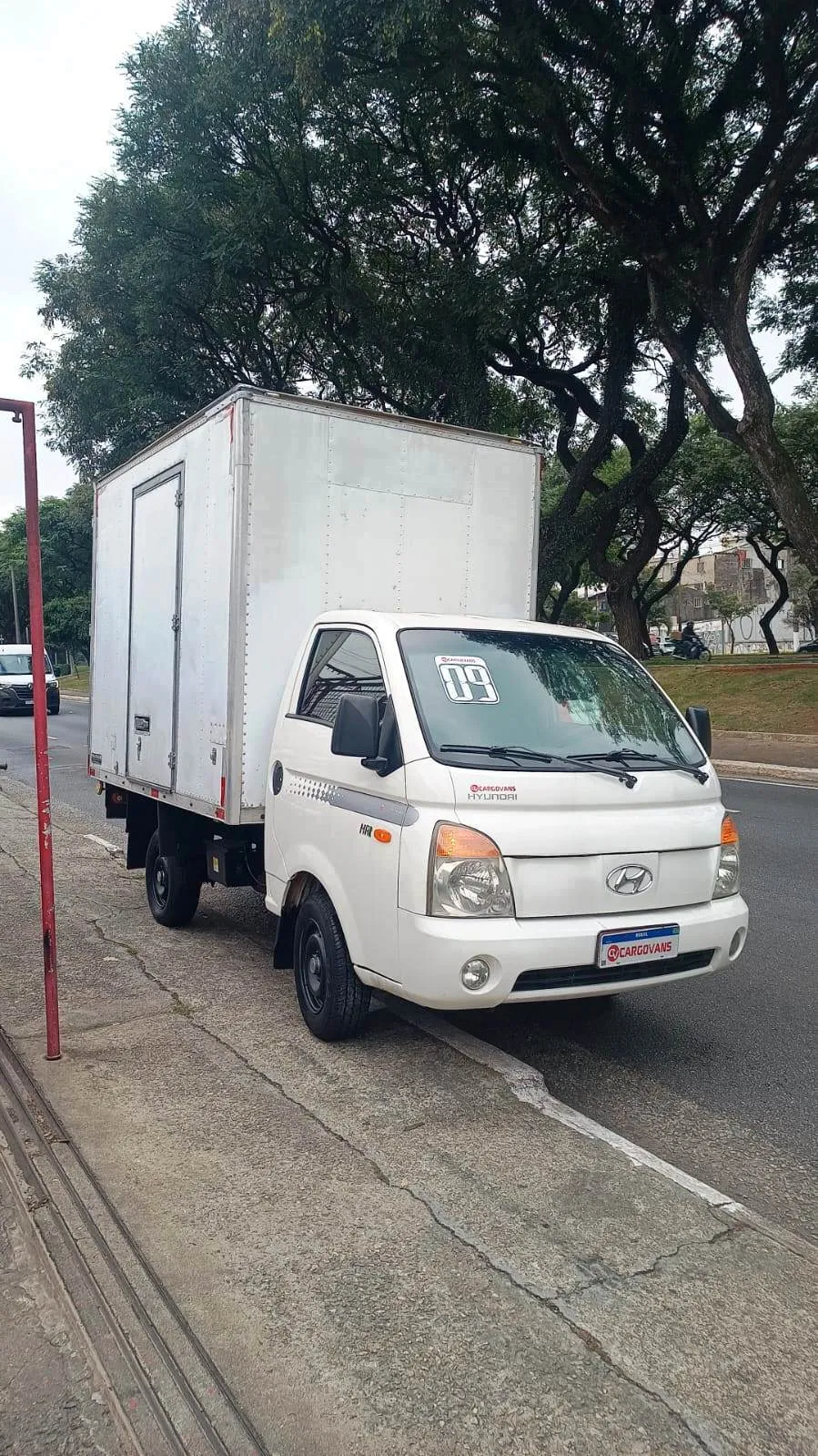 Hyundai Hr 2.5 Bau 3,00x 2,20x 1,80 2.5 Diesel Manual