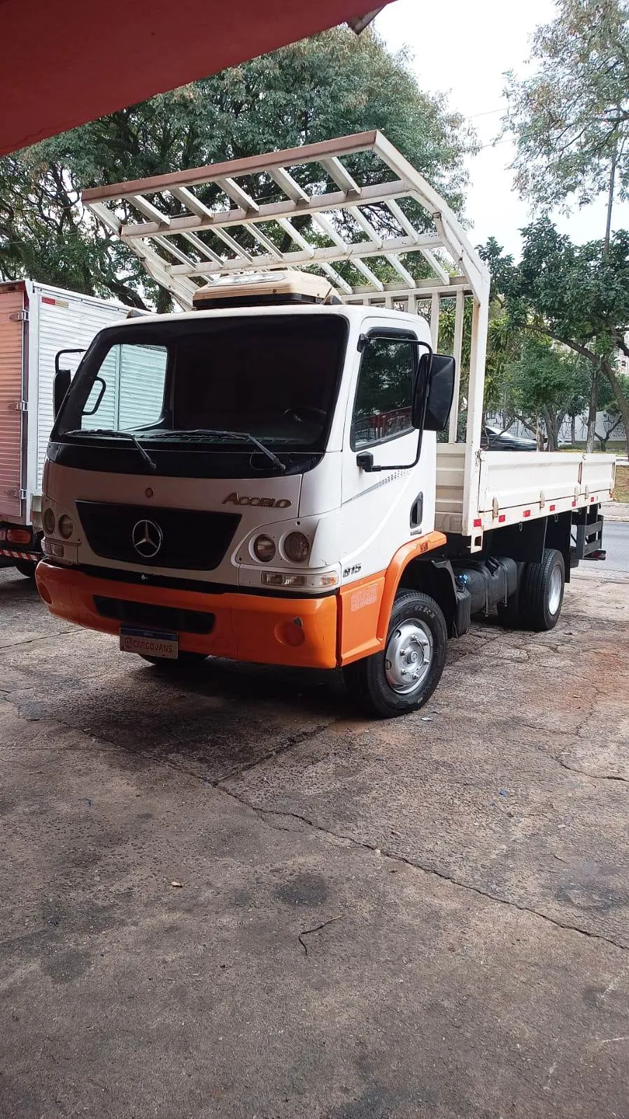 Mercedes-benz accelo 815 Caminhão 3/4 3.0 Diesel Manual